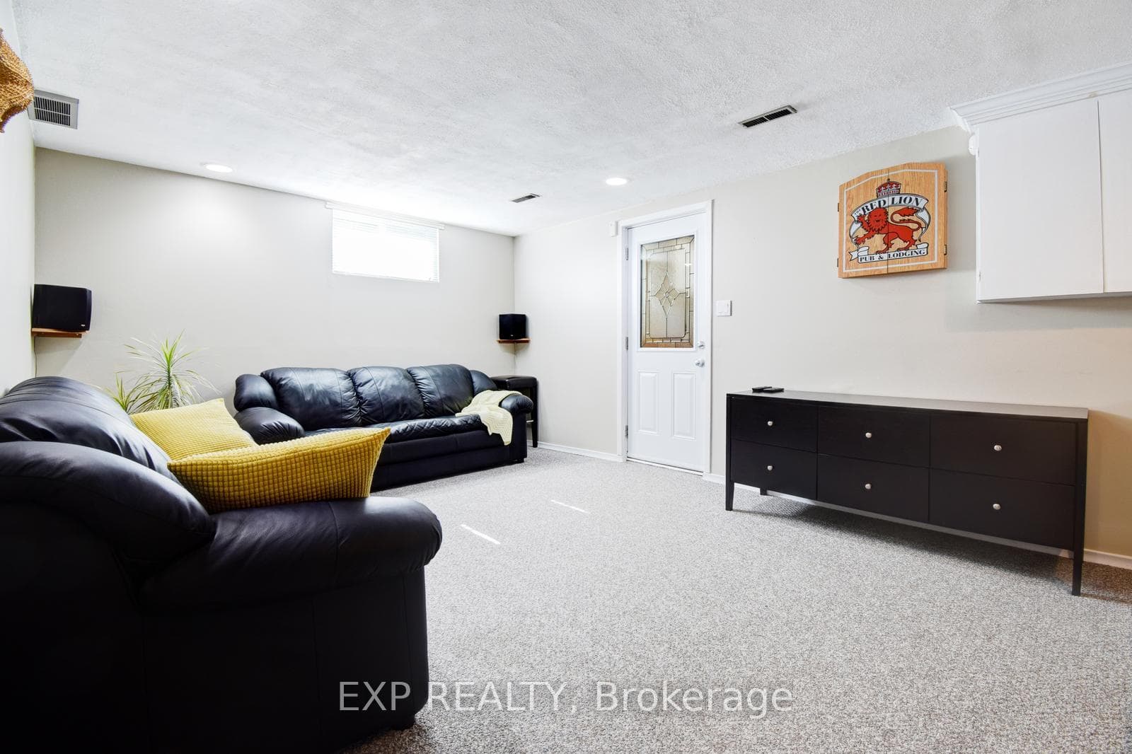 65 BRENDAWOOD Crescent photo 27