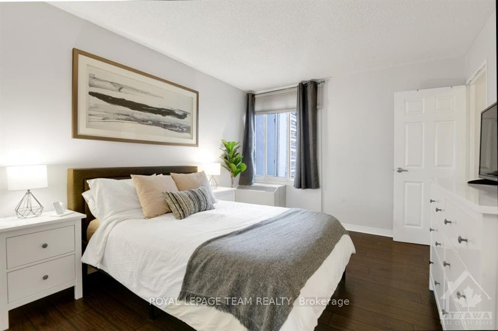 141 SOMERSET Street Unit 905 photo 12