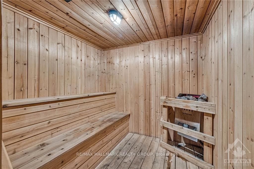 530 LAURIER Avenue Unit 909 photo 18