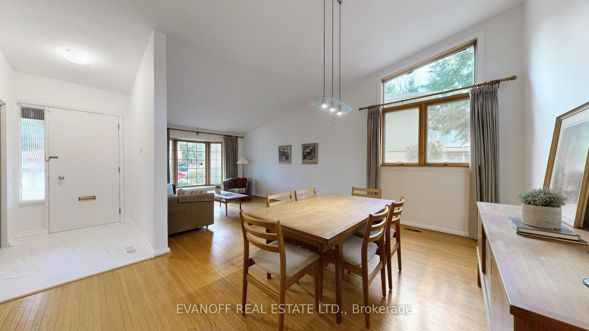16 Lyncroft Drive photo 11