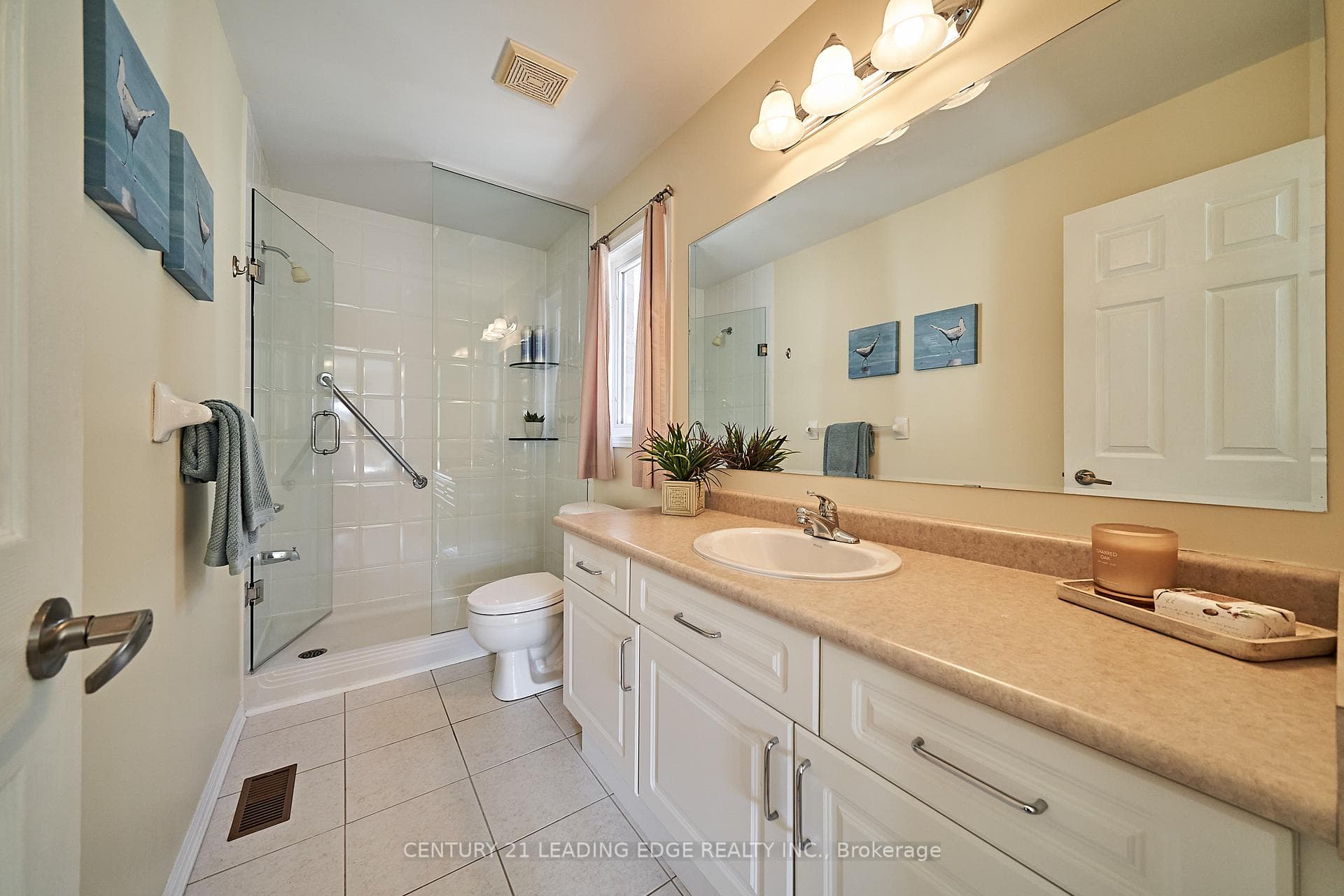 22 Dougherty Crescent photo 30