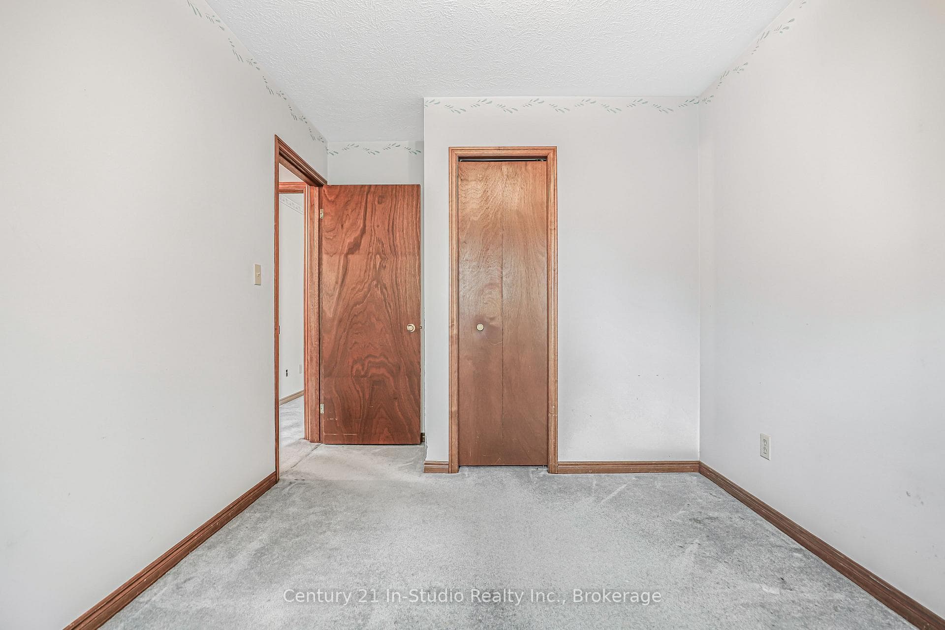 526 Crawford Street photo 19