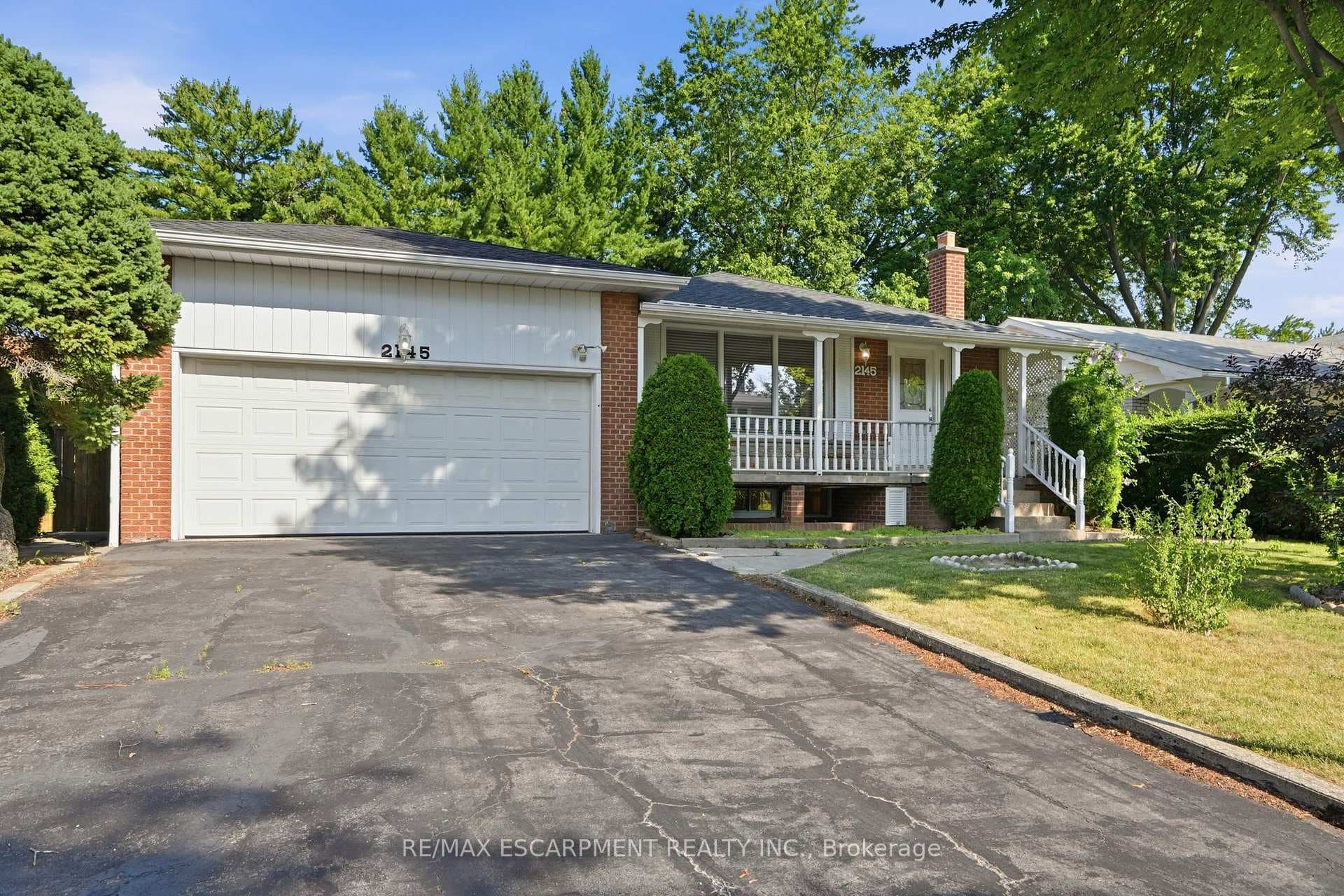 2145 Sunnyvale Drive photo 2