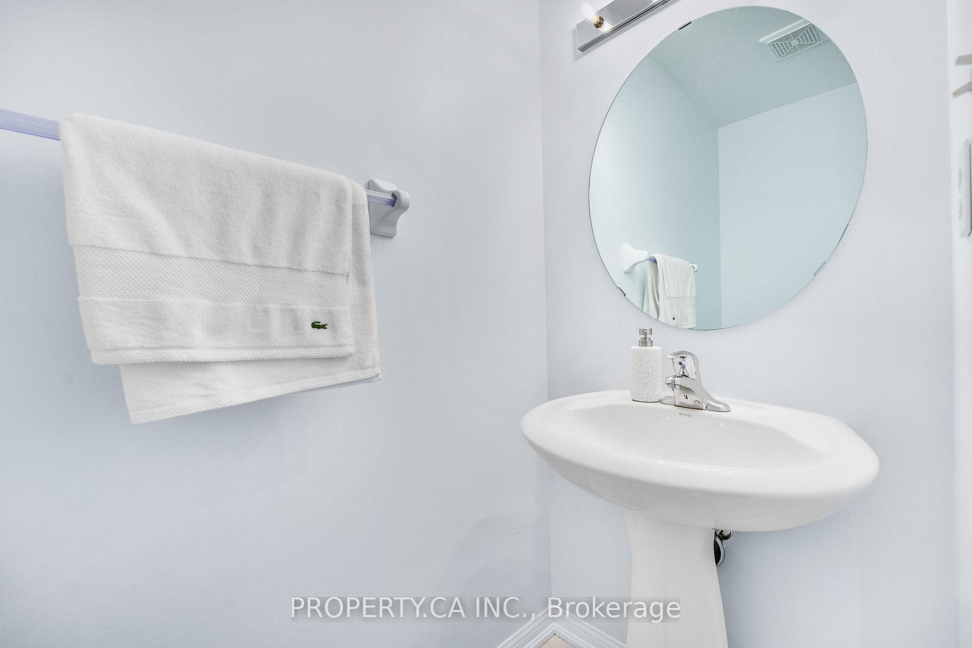 18 Connell Lane photo 21