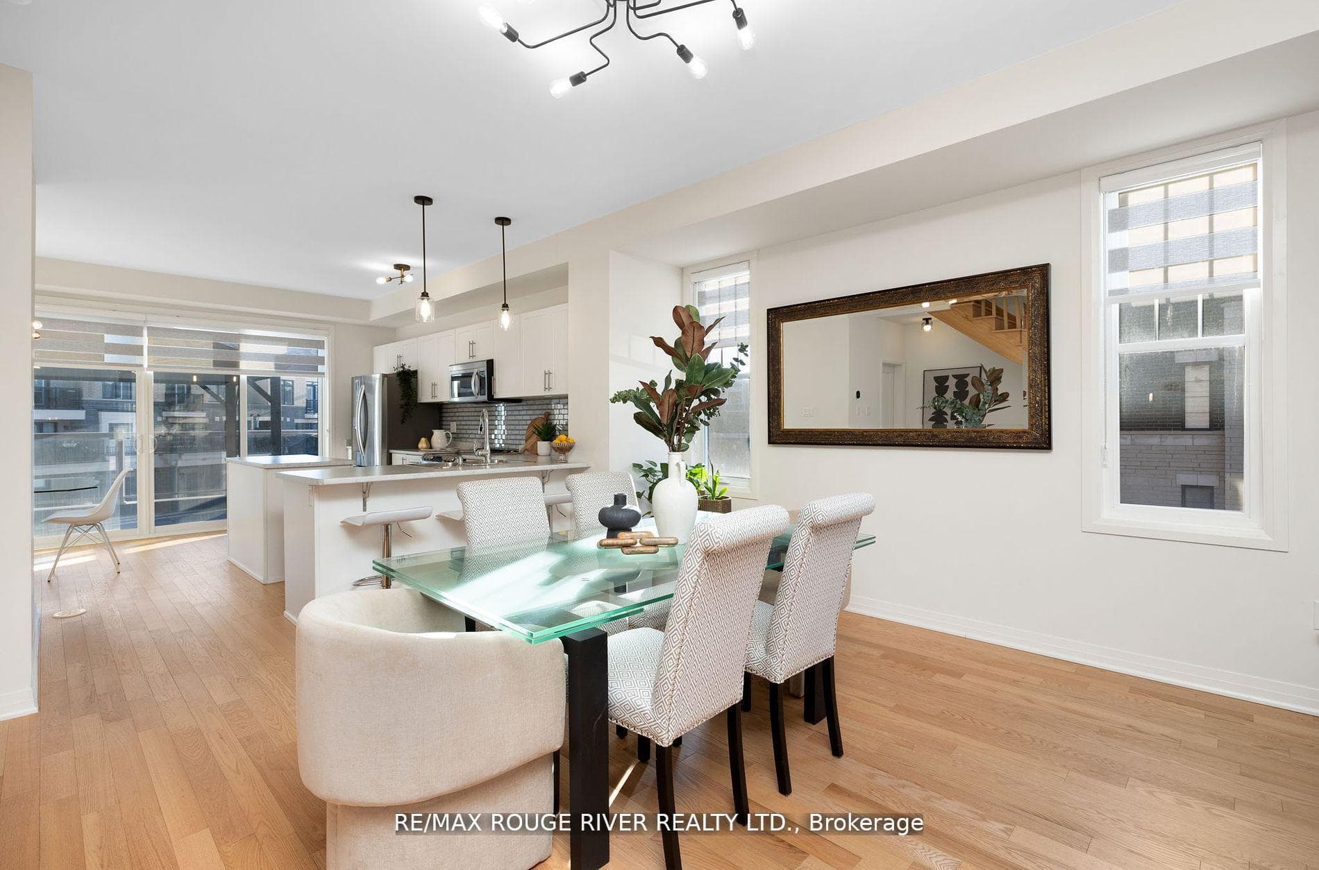 11 Clarington Boulevard photo 15