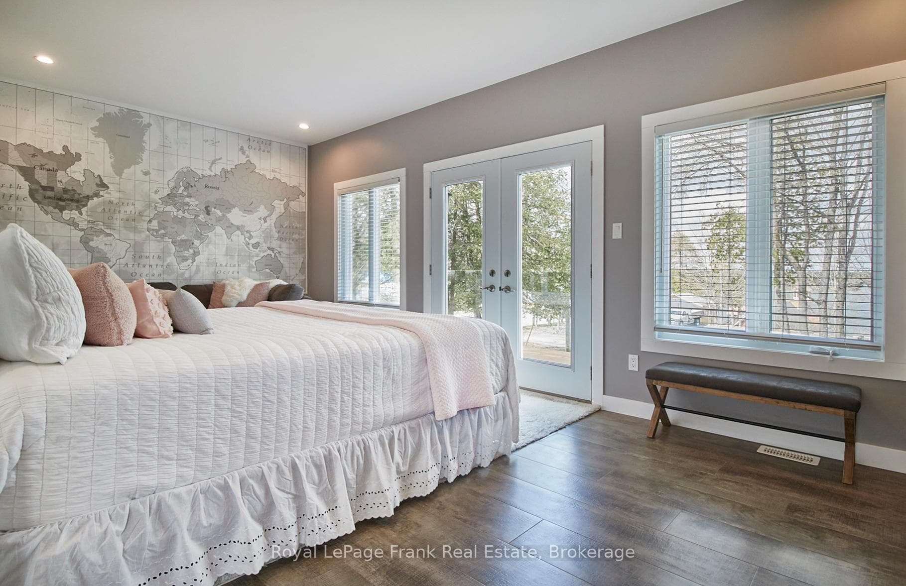 2269 McCracken's Landing Road photo 14