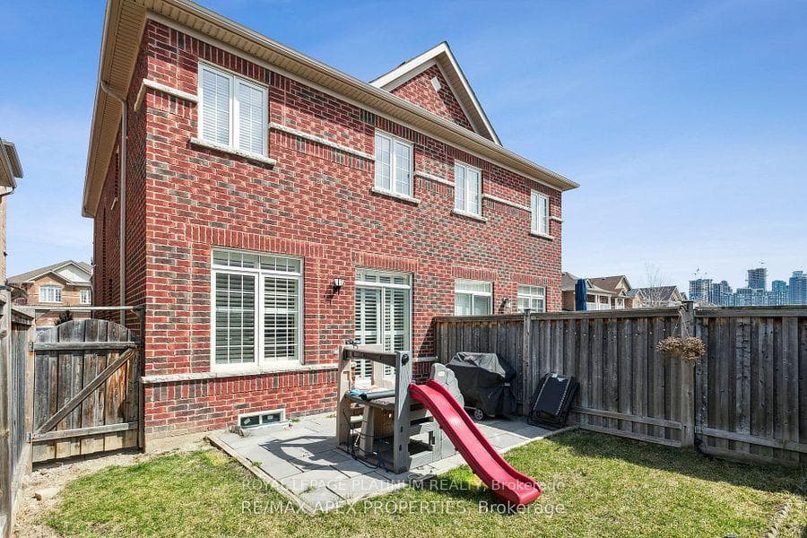 4727 Centretown Way photo 26