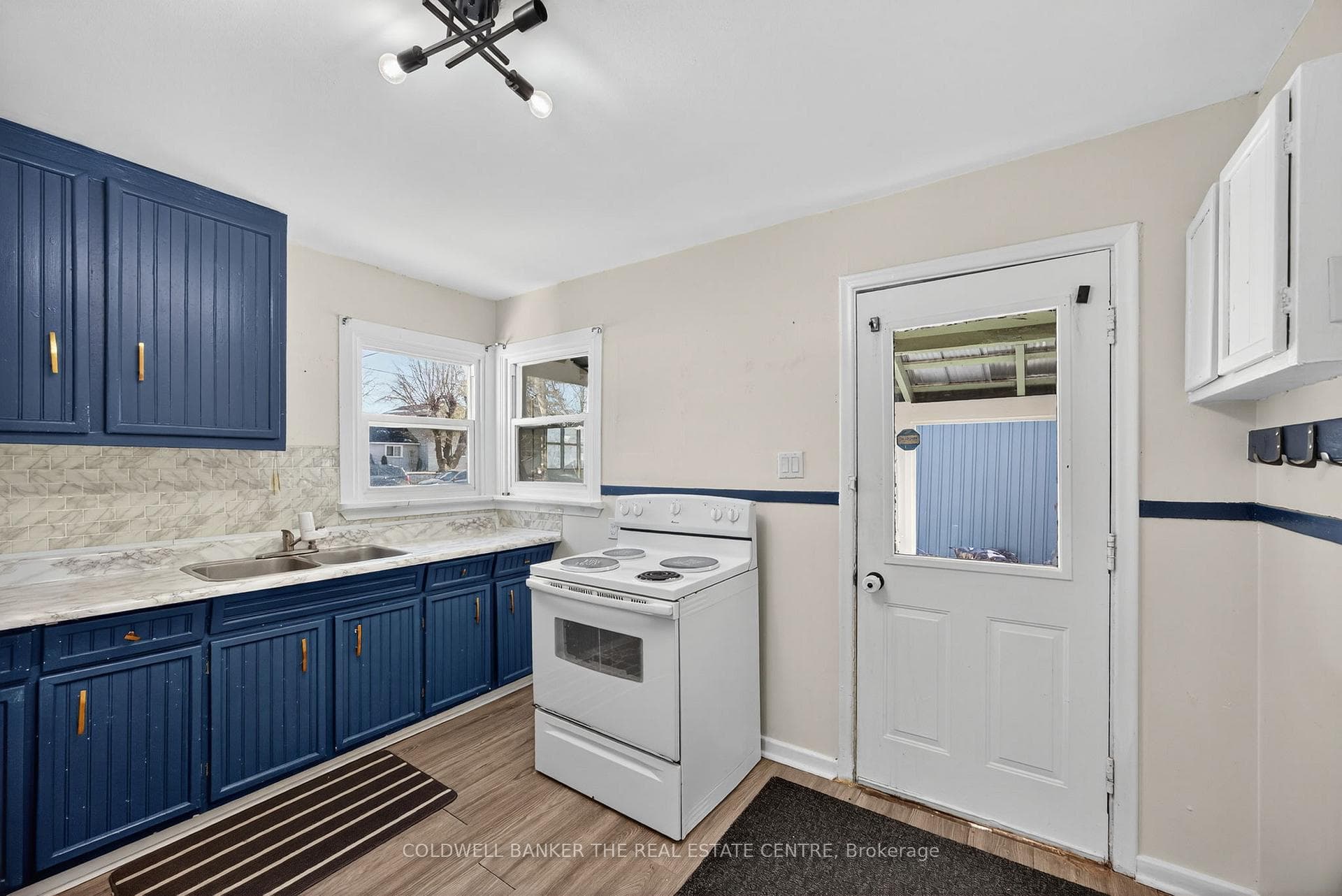 119 Elizabeth Street photo 6