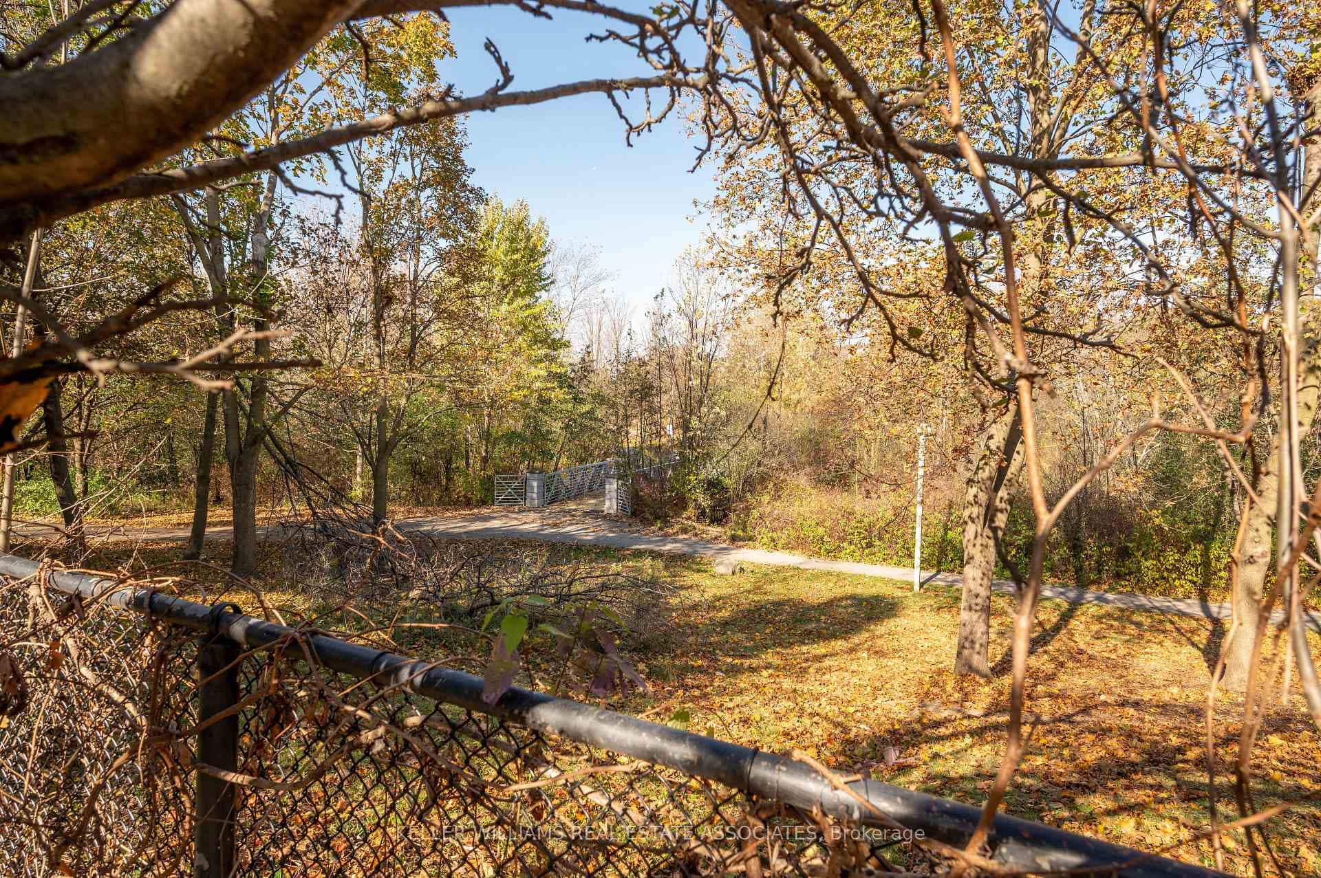 26 Myna Court photo 33