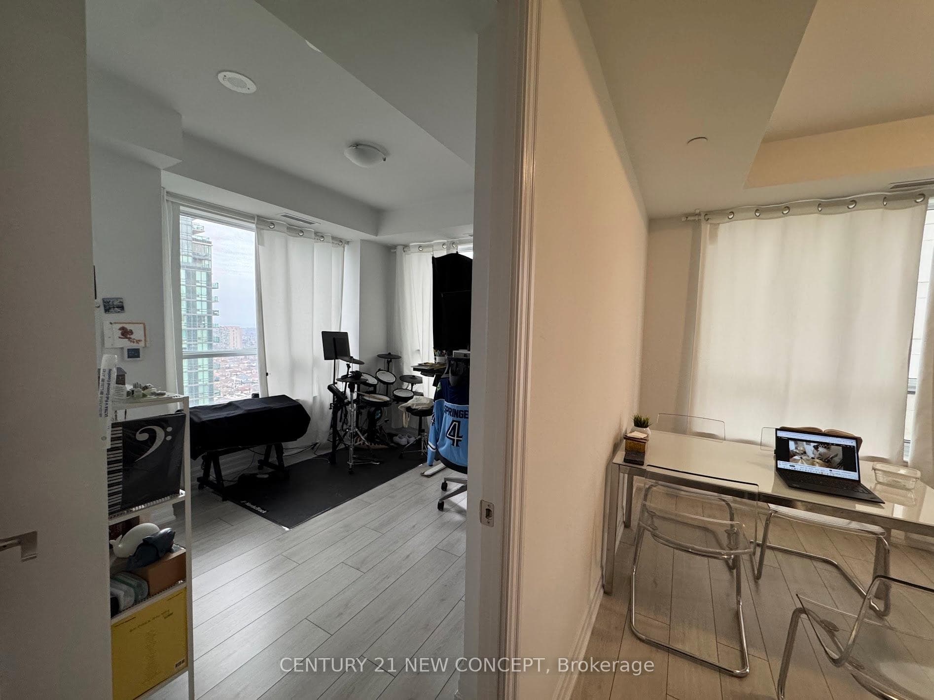 30 Elm Drive Unit 2208 photo 3