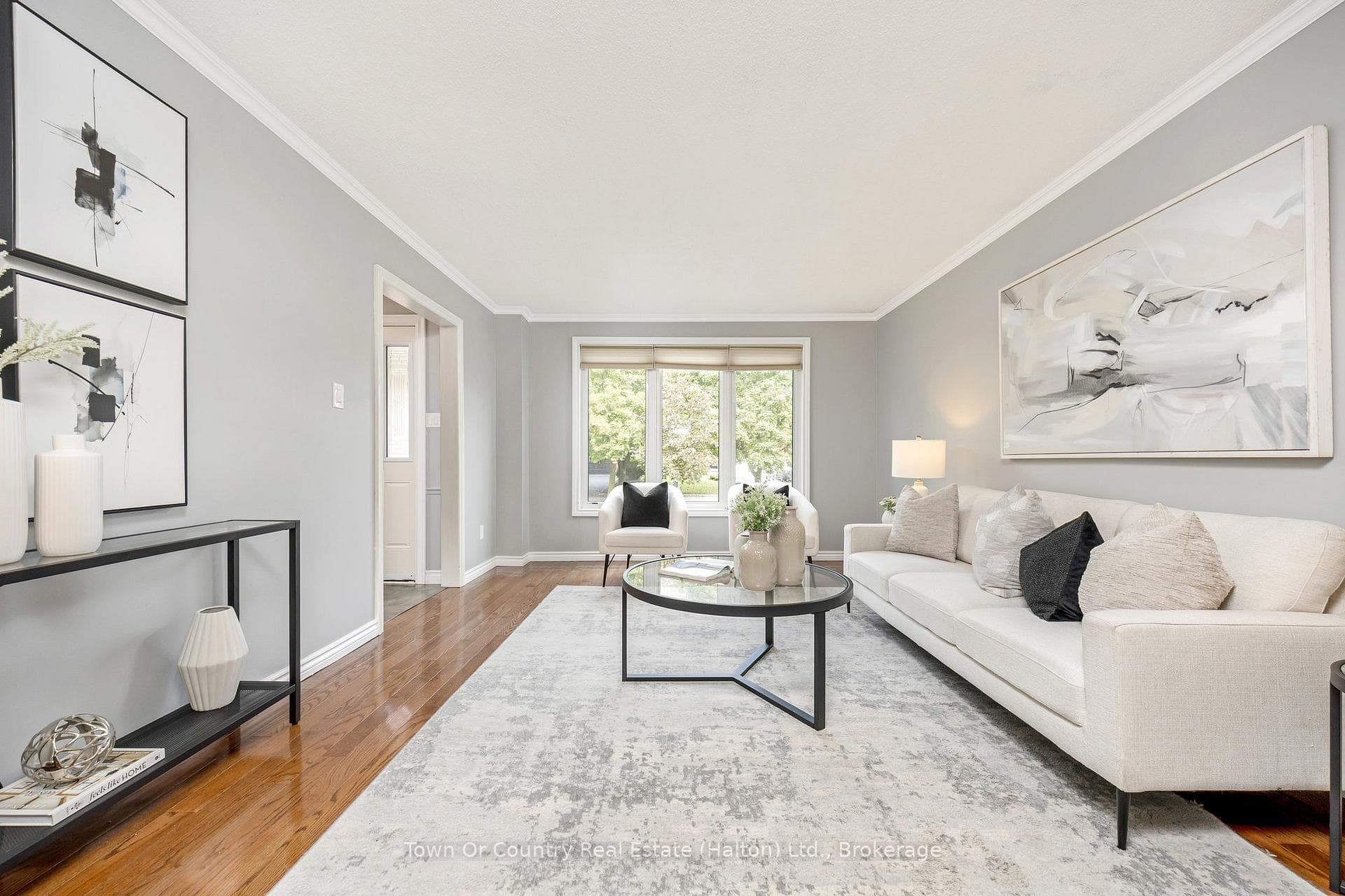 472 White Drive photo 9