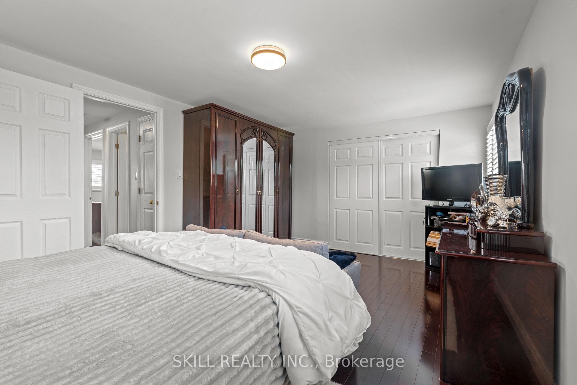 71 Briarwood Avenue photo 18