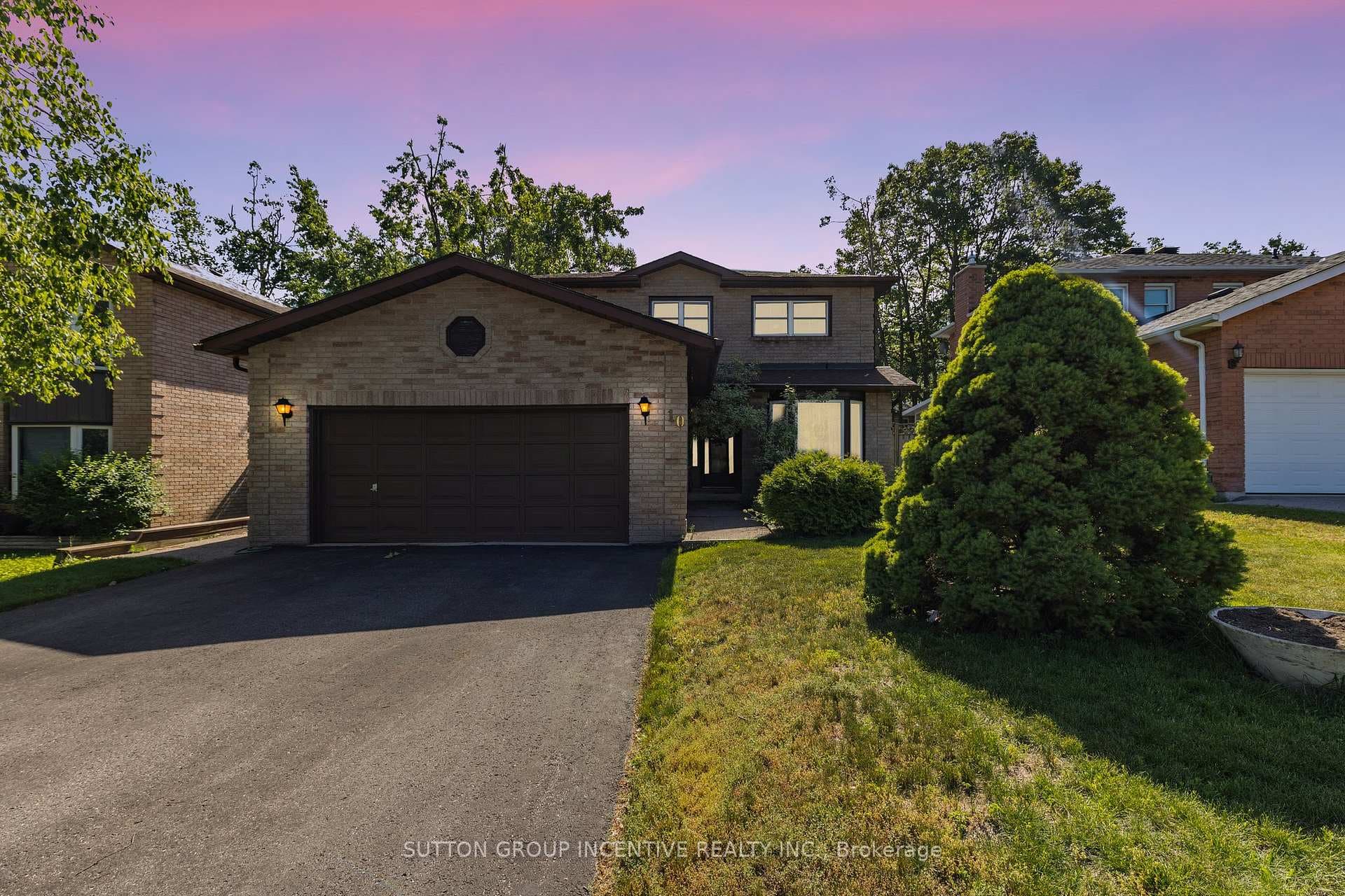 10 Keats Drive photo 2