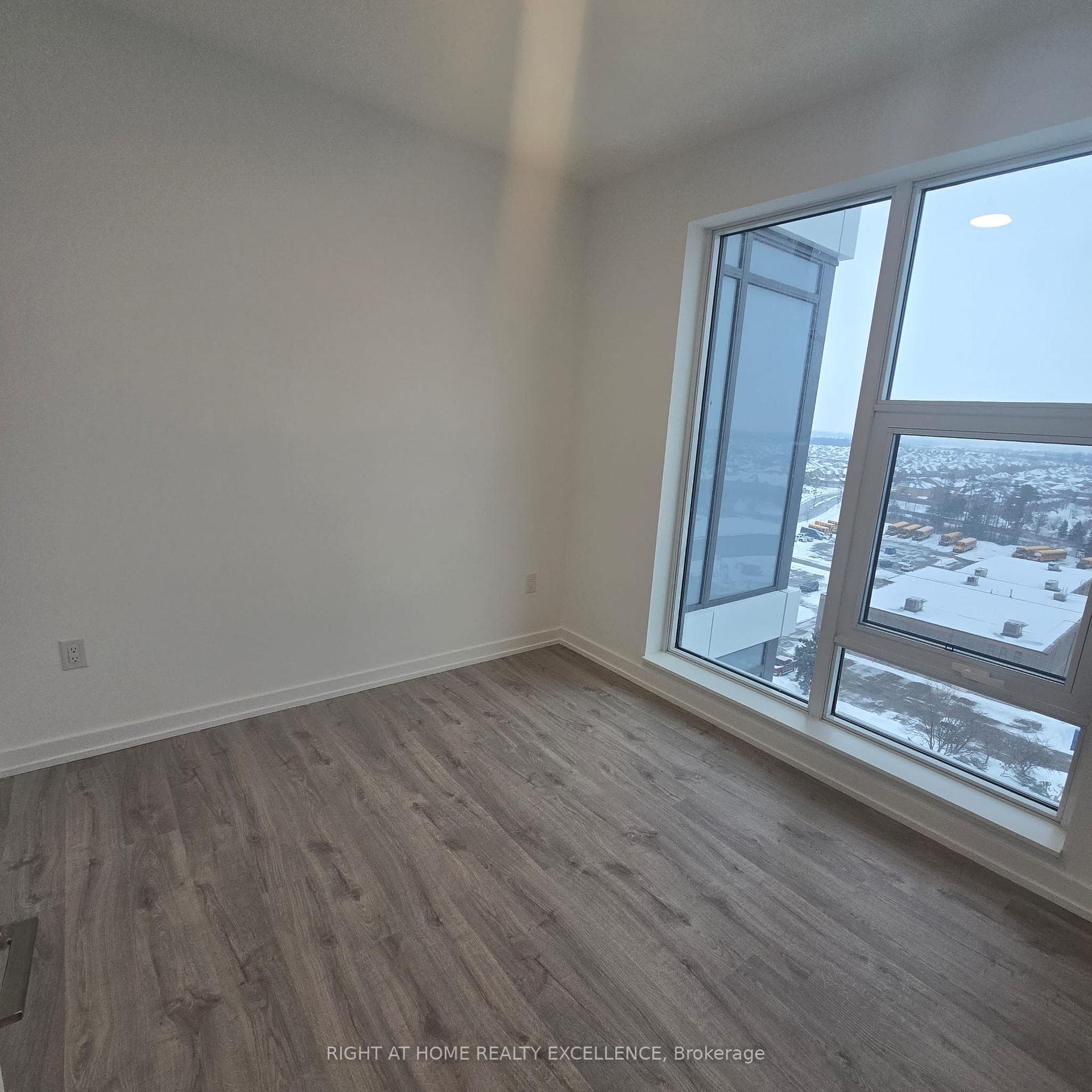 9751 Markham Road Unit B-1005 photo 6