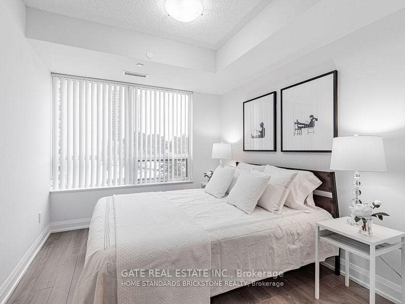 18 Graydon Hall Drive Unit 808 photo 14