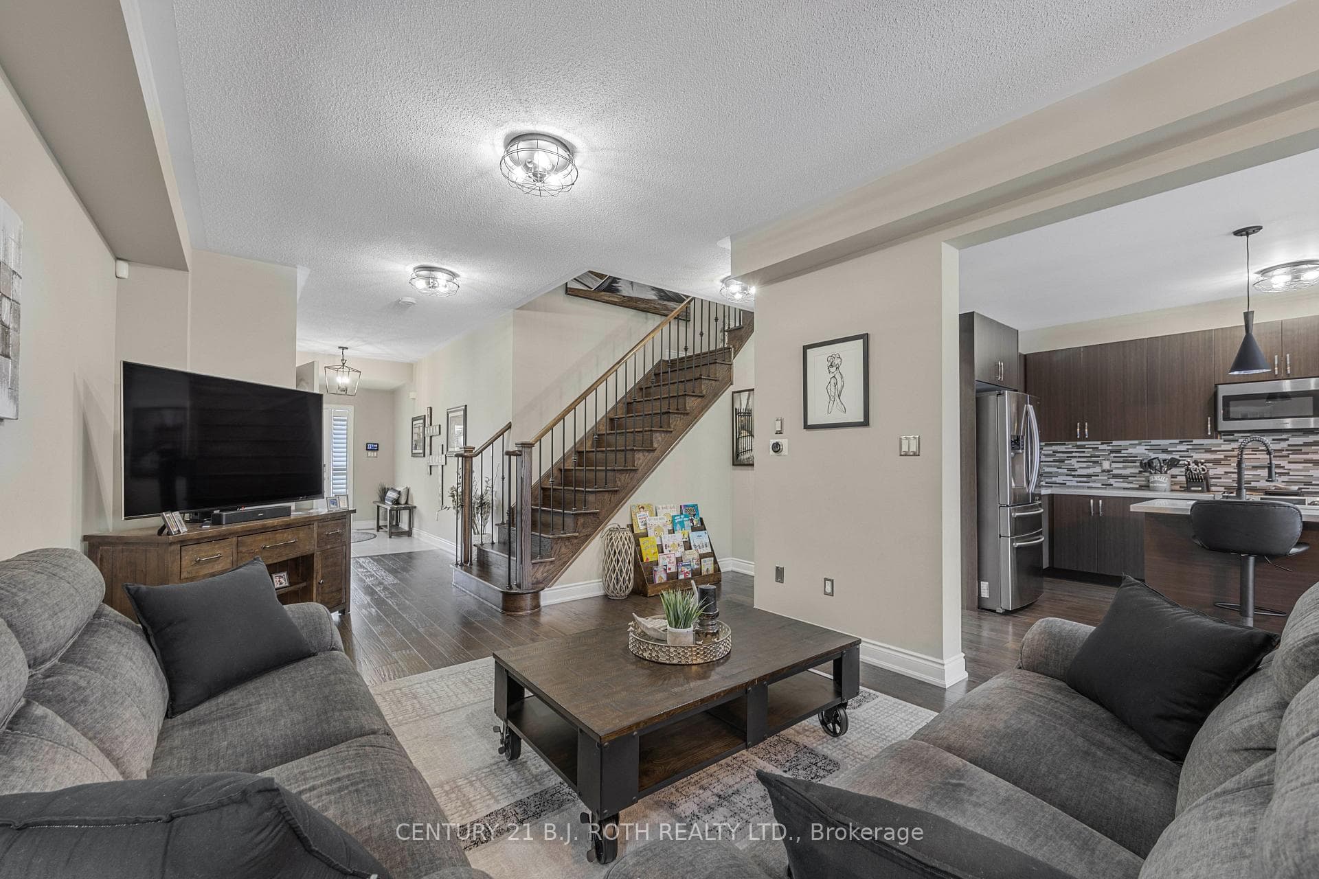 1144 STANTIN Street photo 6