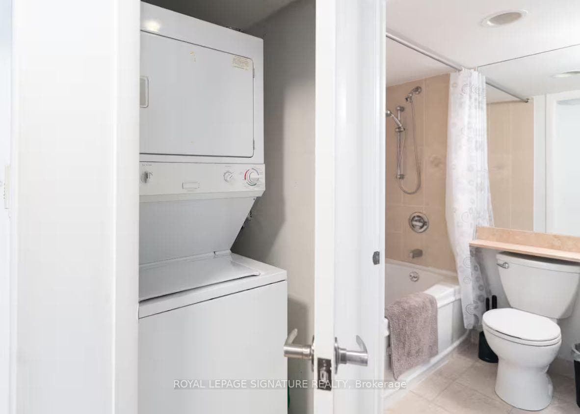 210 Victoria Street Unit 3907 photo 11