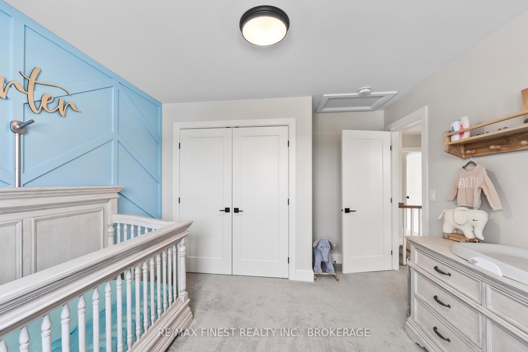 88 Potter Drive photo 24