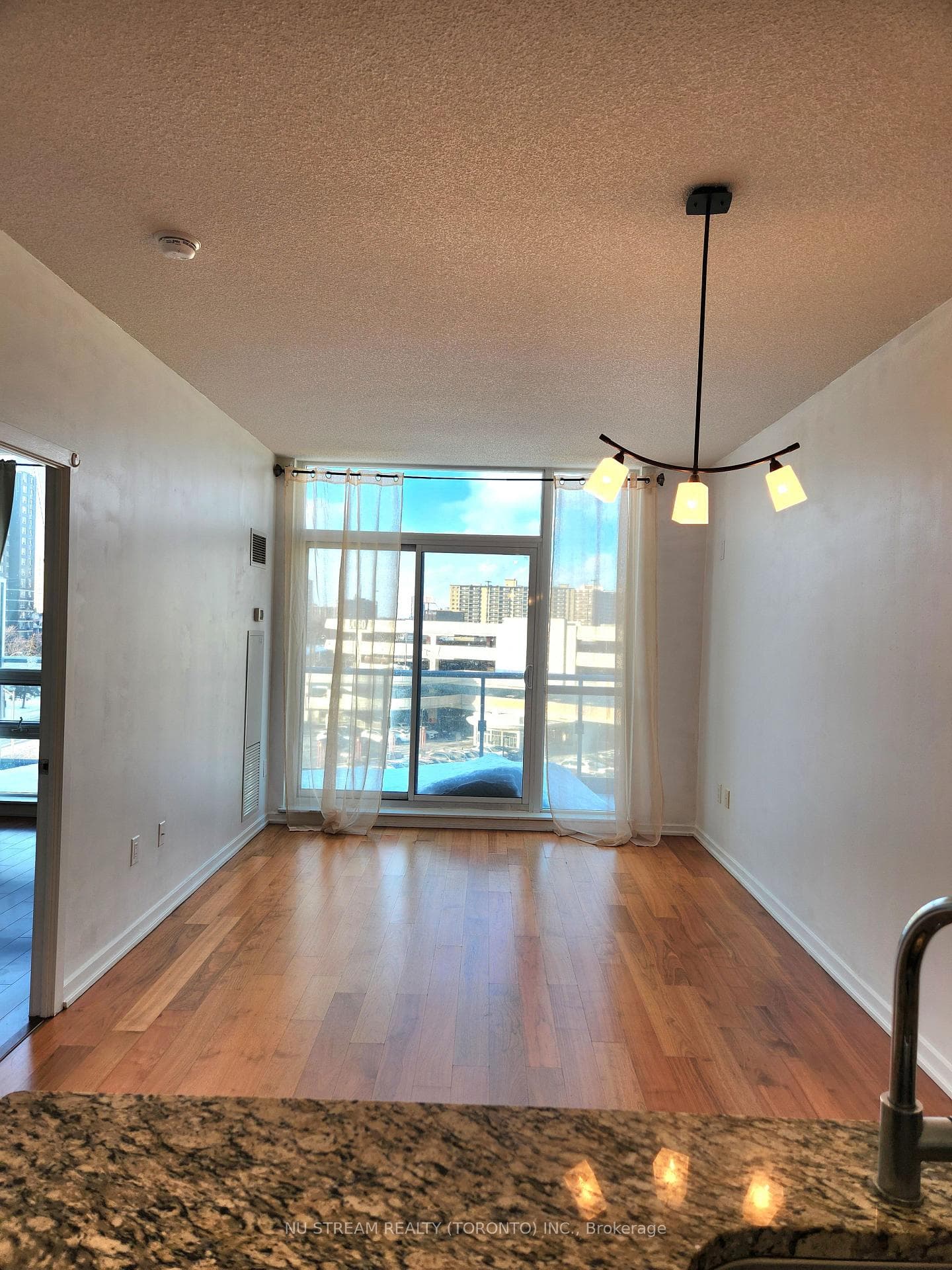 70 Forest Manor Road Unit 414 photo 6