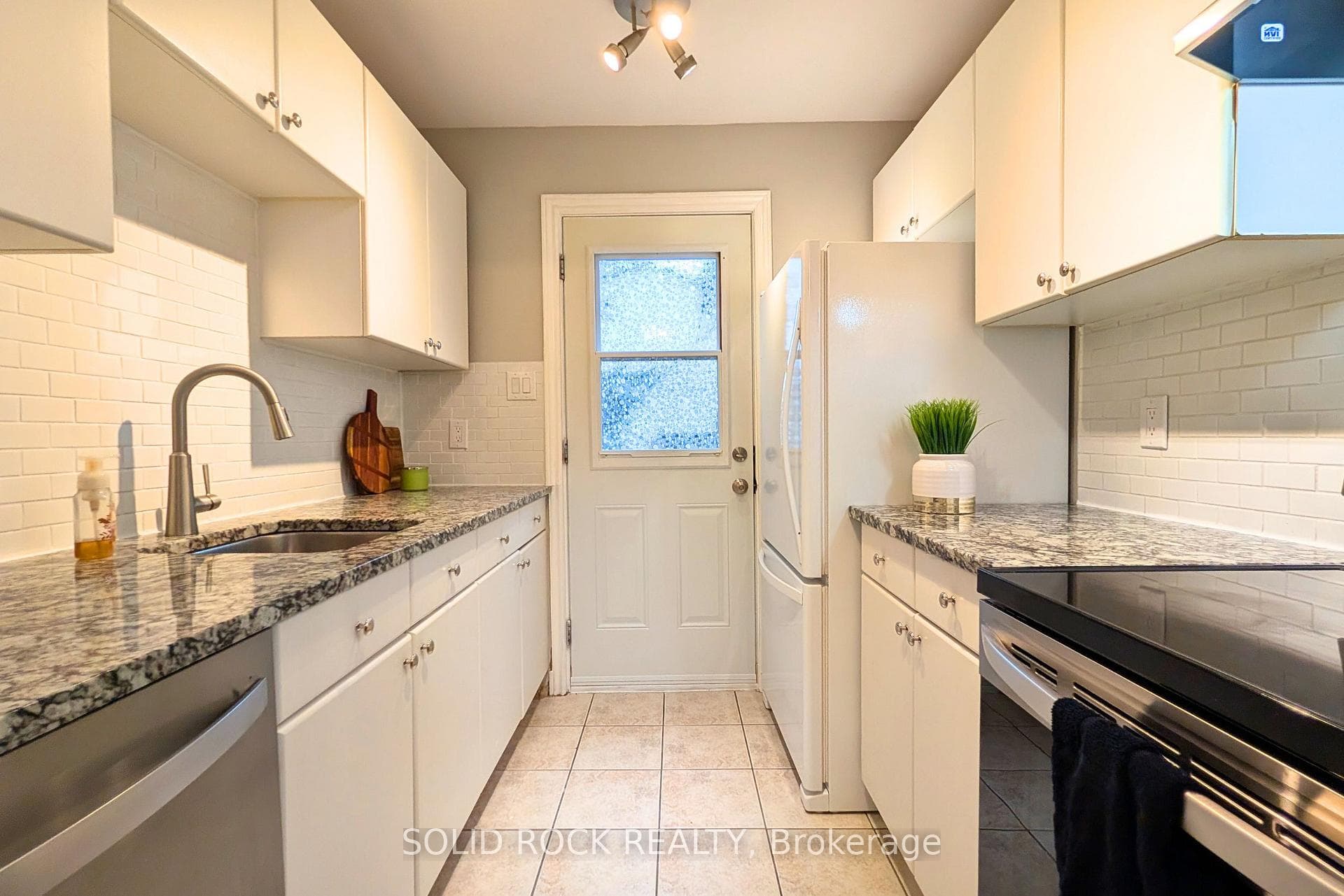 29 Woodvale Green Drive Unit B photo 7