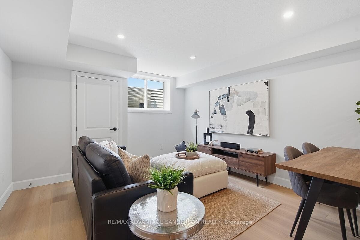 49 Purple Beech Street photo 40