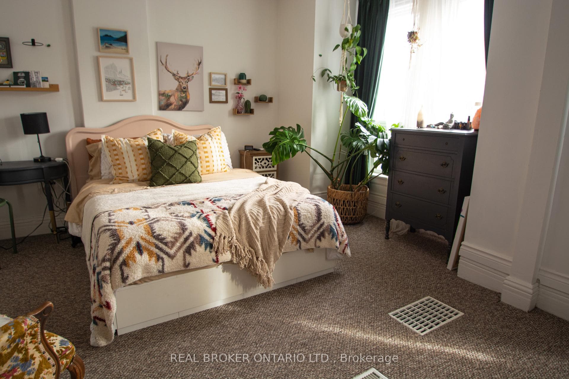 132 Grant Avenue photo 12