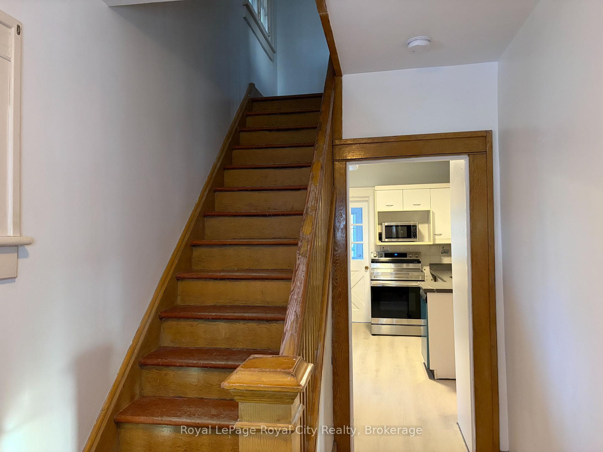 62 Powell Street photo 3