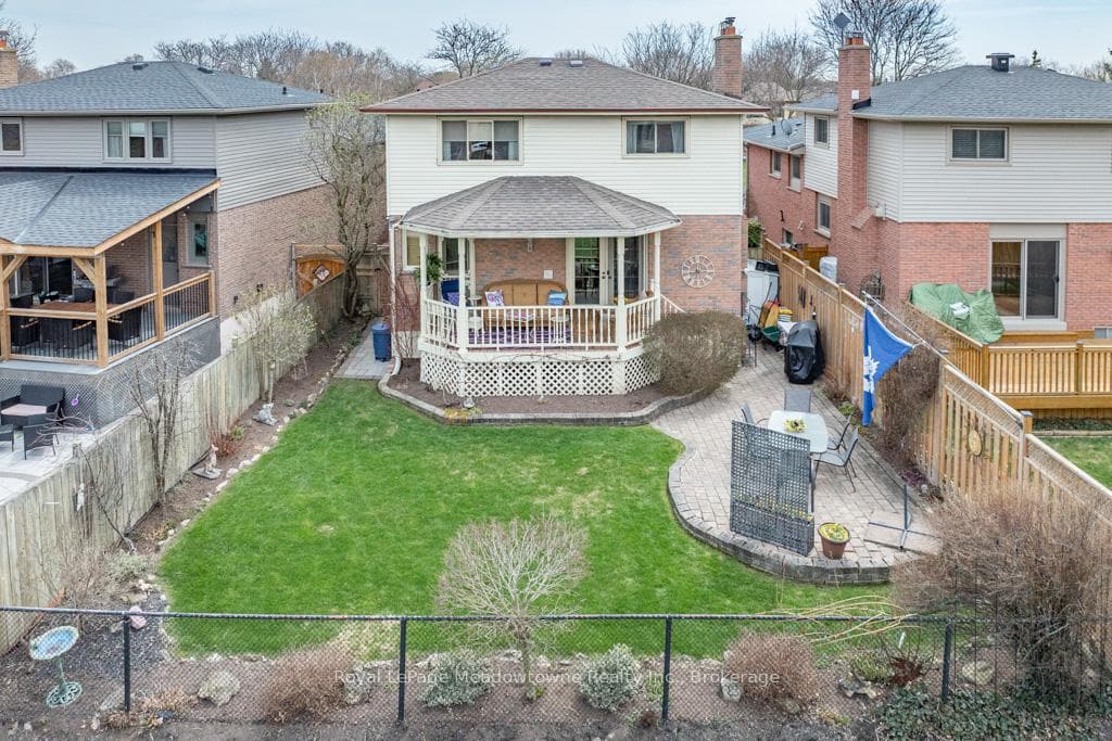 802 Coulson Avenue photo 46