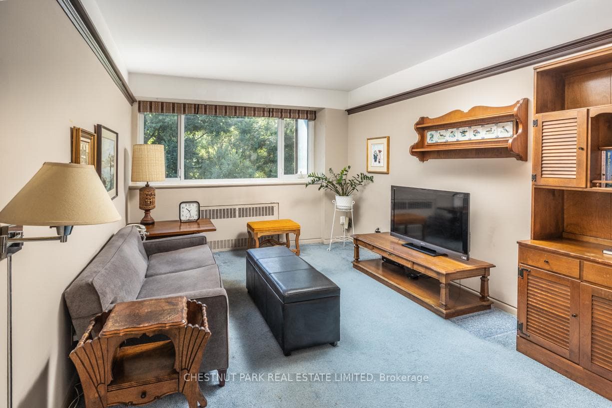 120 Rosedale Valley Road Unit 810 photo 14