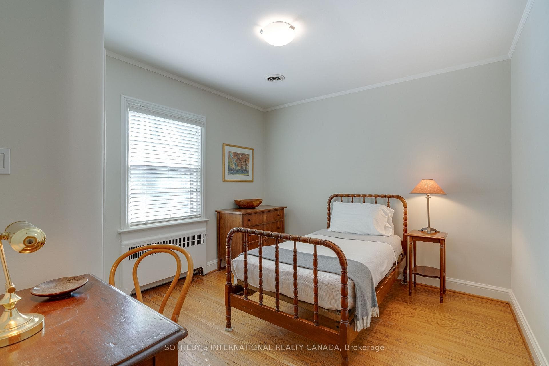 90 Coldstream Avenue photo 32