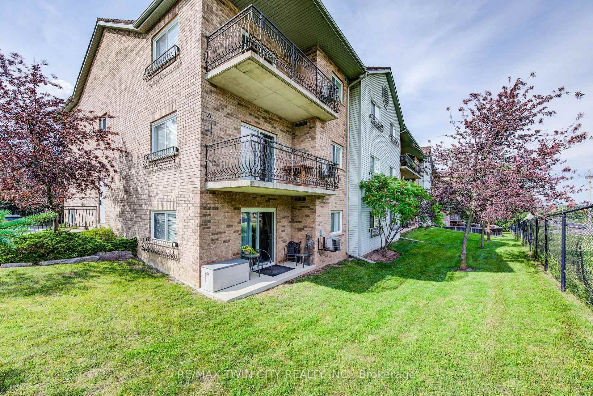 345 Briarmeadow Drive Unit 302 photo 6