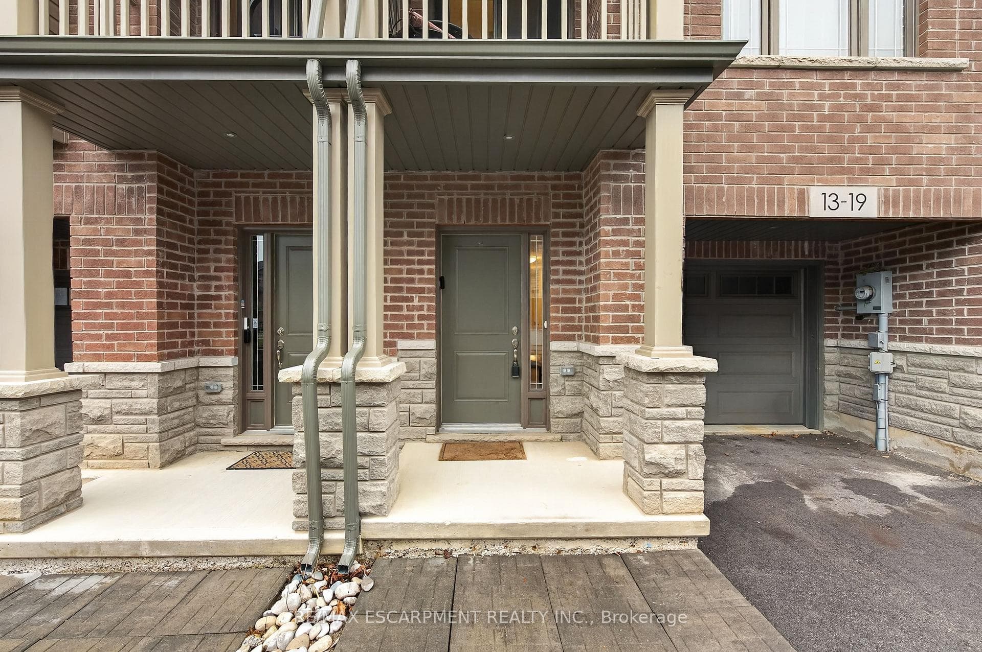 19 Picardy Drive Unit 13 photo 7
