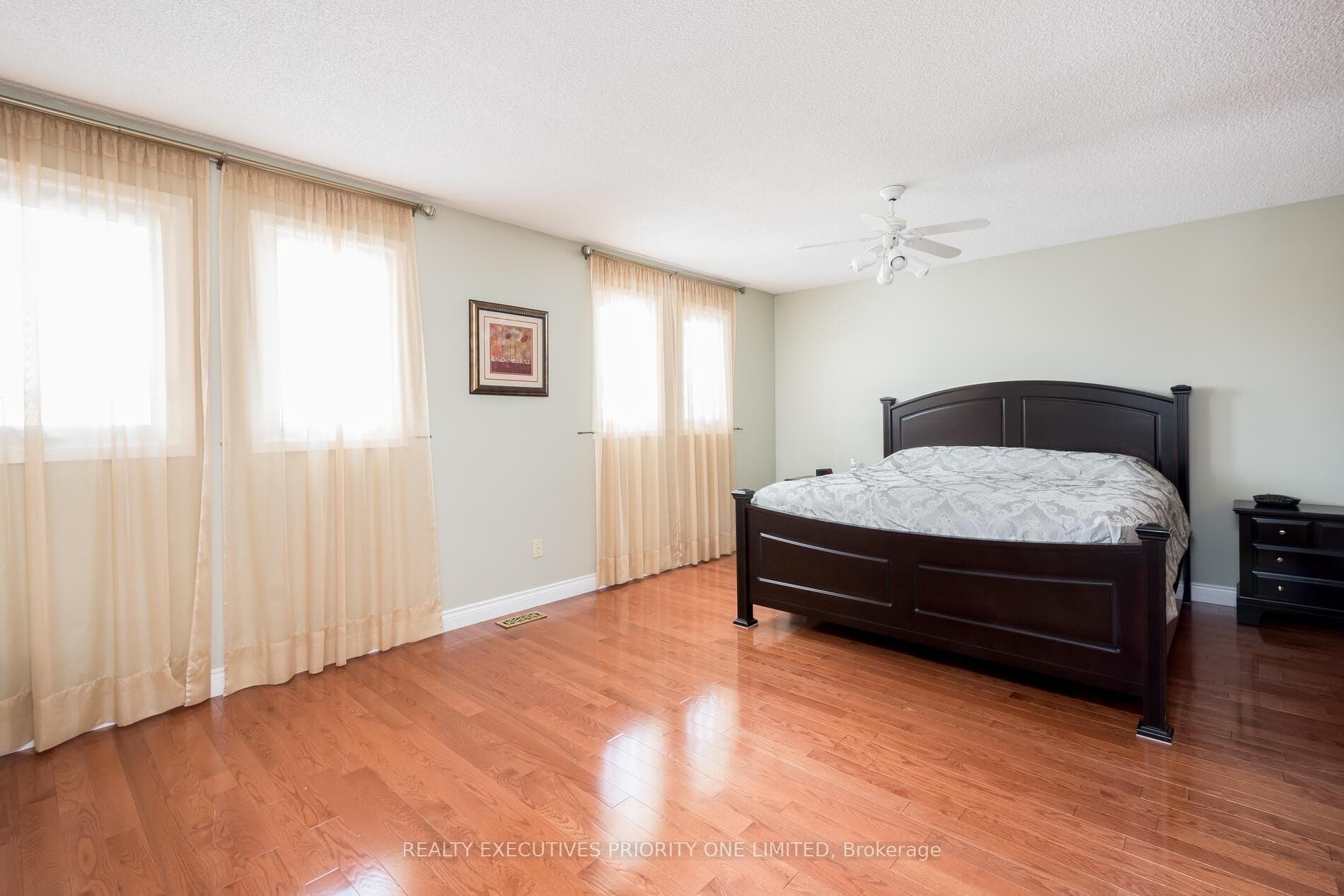 104 Lamar Street photo 26