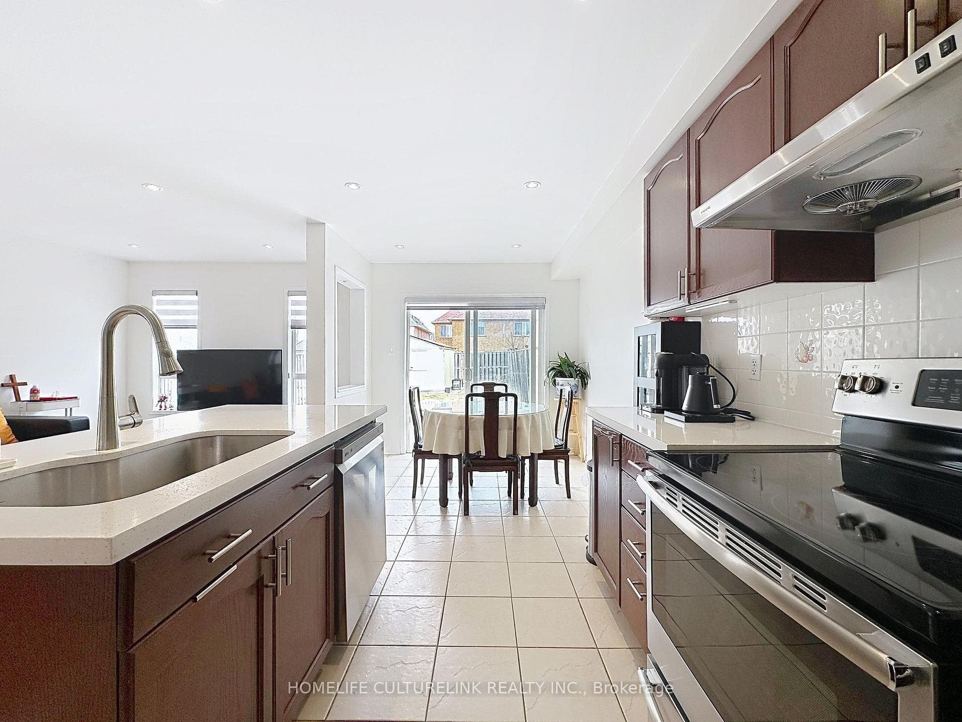 20 Anita Drive photo 15
