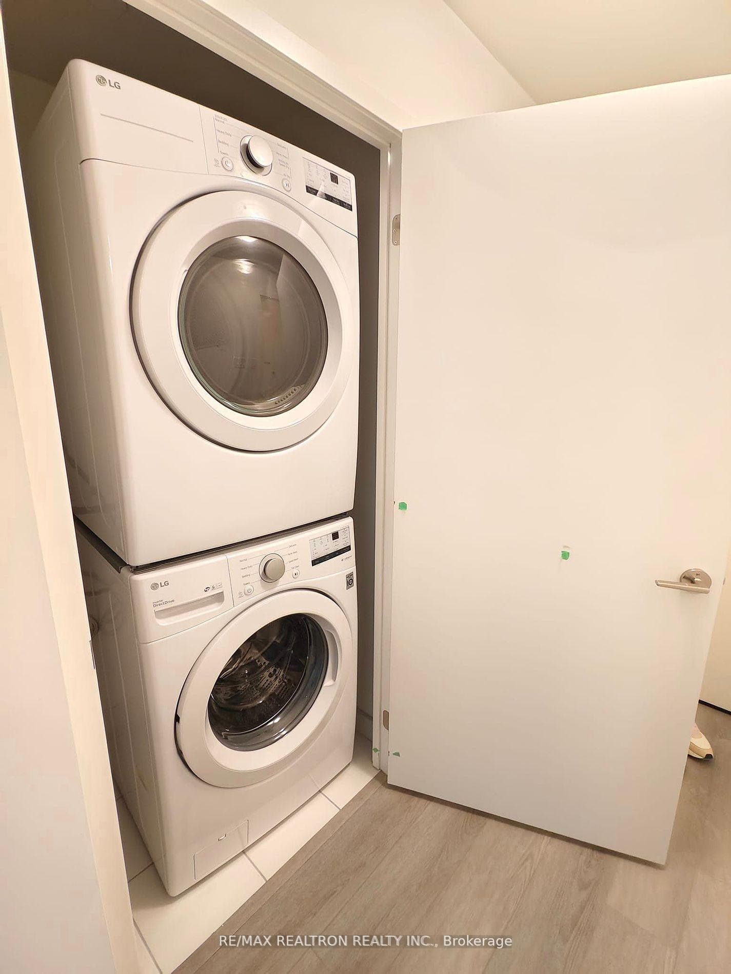 8119 Birchmount Road Unit 1205 photo 12