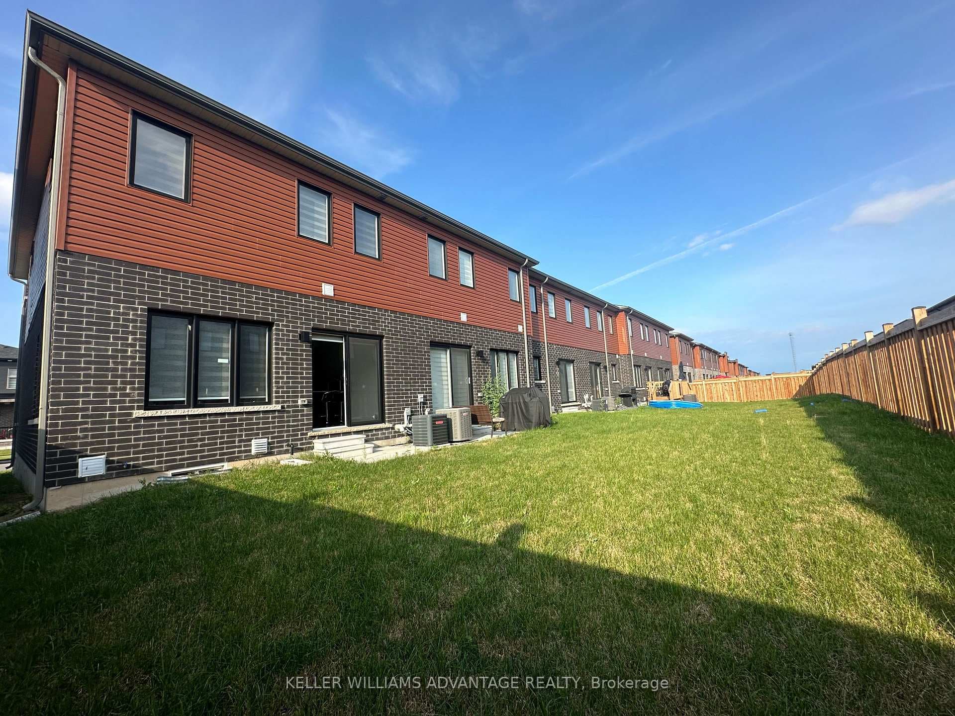 125 Gateland Drive photo 3