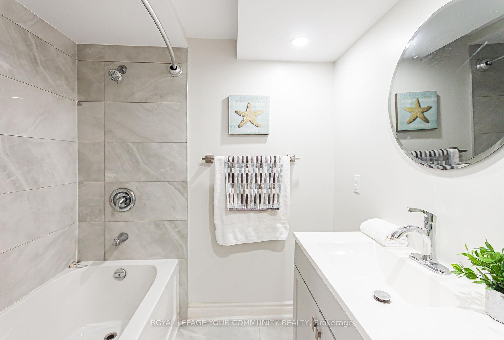 33 Durness Avenue Unit Bsmt photo 24