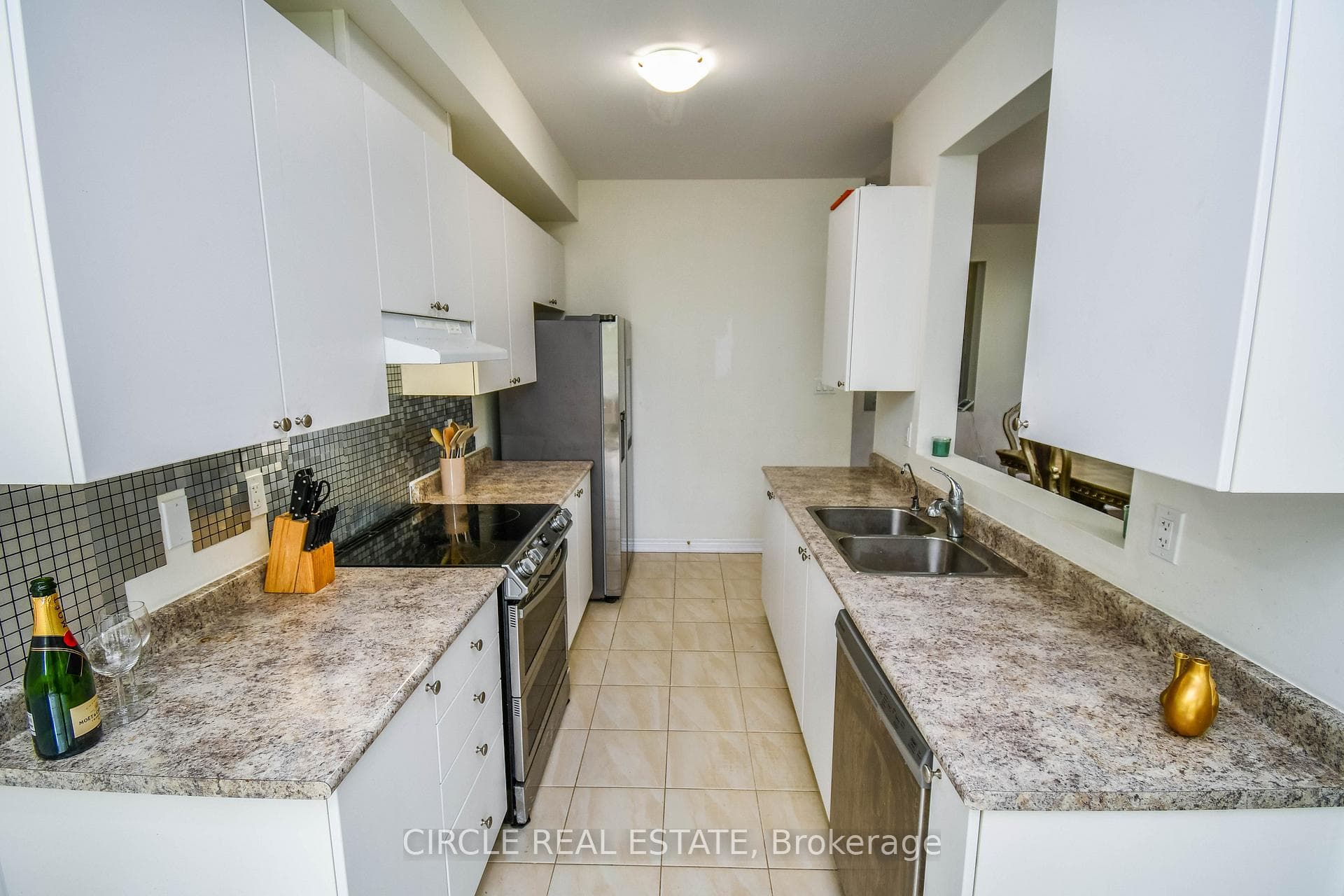 58 Greenwood Drive photo 13