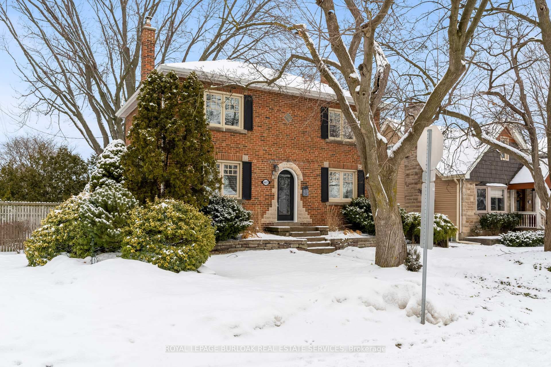 605 Emerald Street photo 1