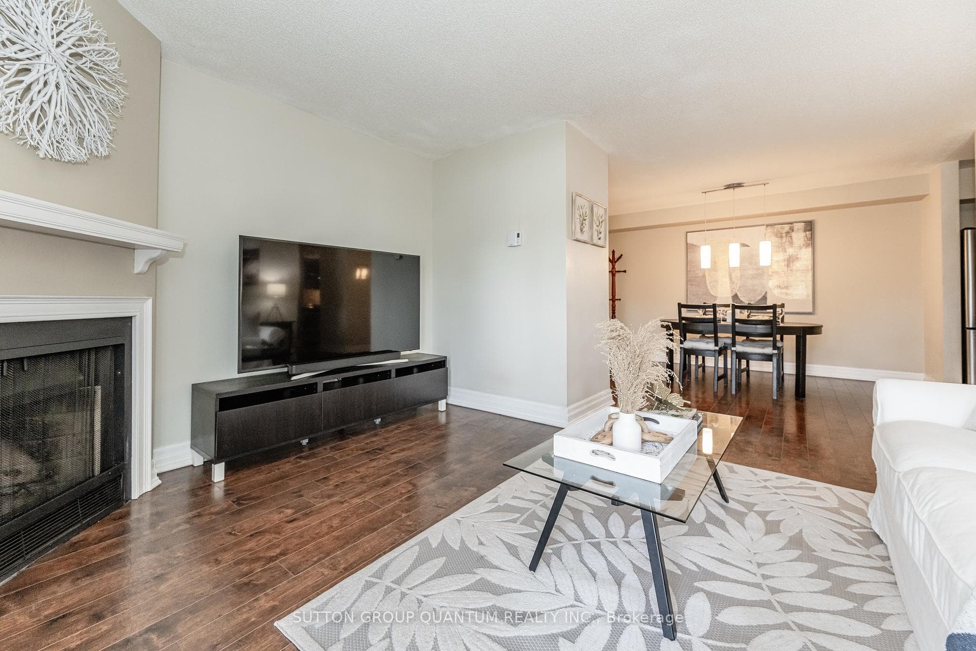 1508 Pilgrims Way Unit 812 photo 6