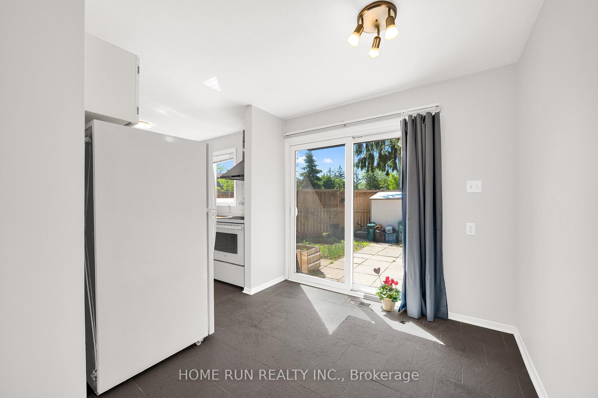 2111 Montreal Road Unit 4 photo 10