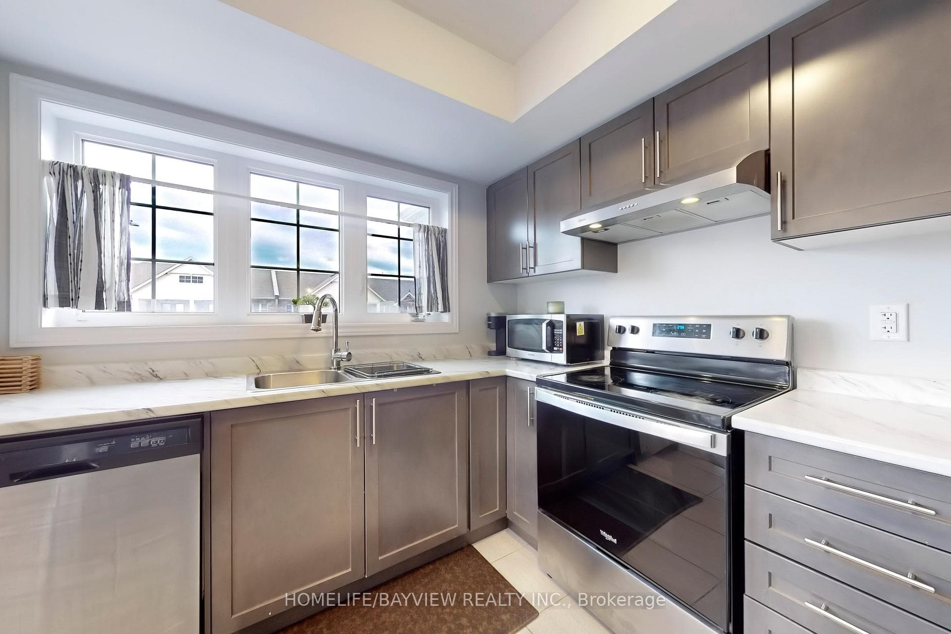 69 Sutcliffe Drive photo 19