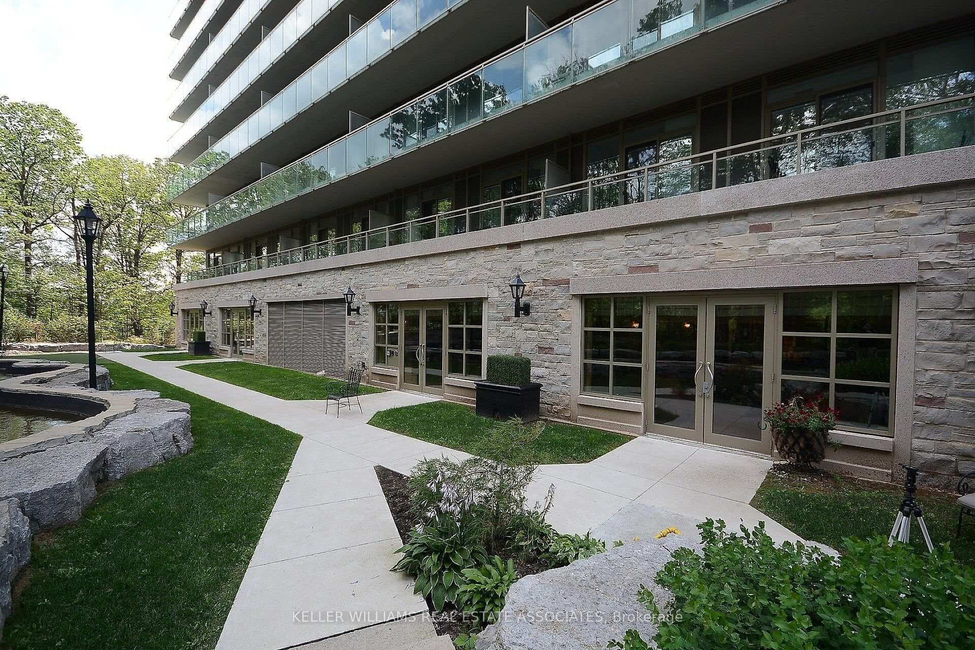 1665 The Collegeway N/A Unit 1202 photo 21