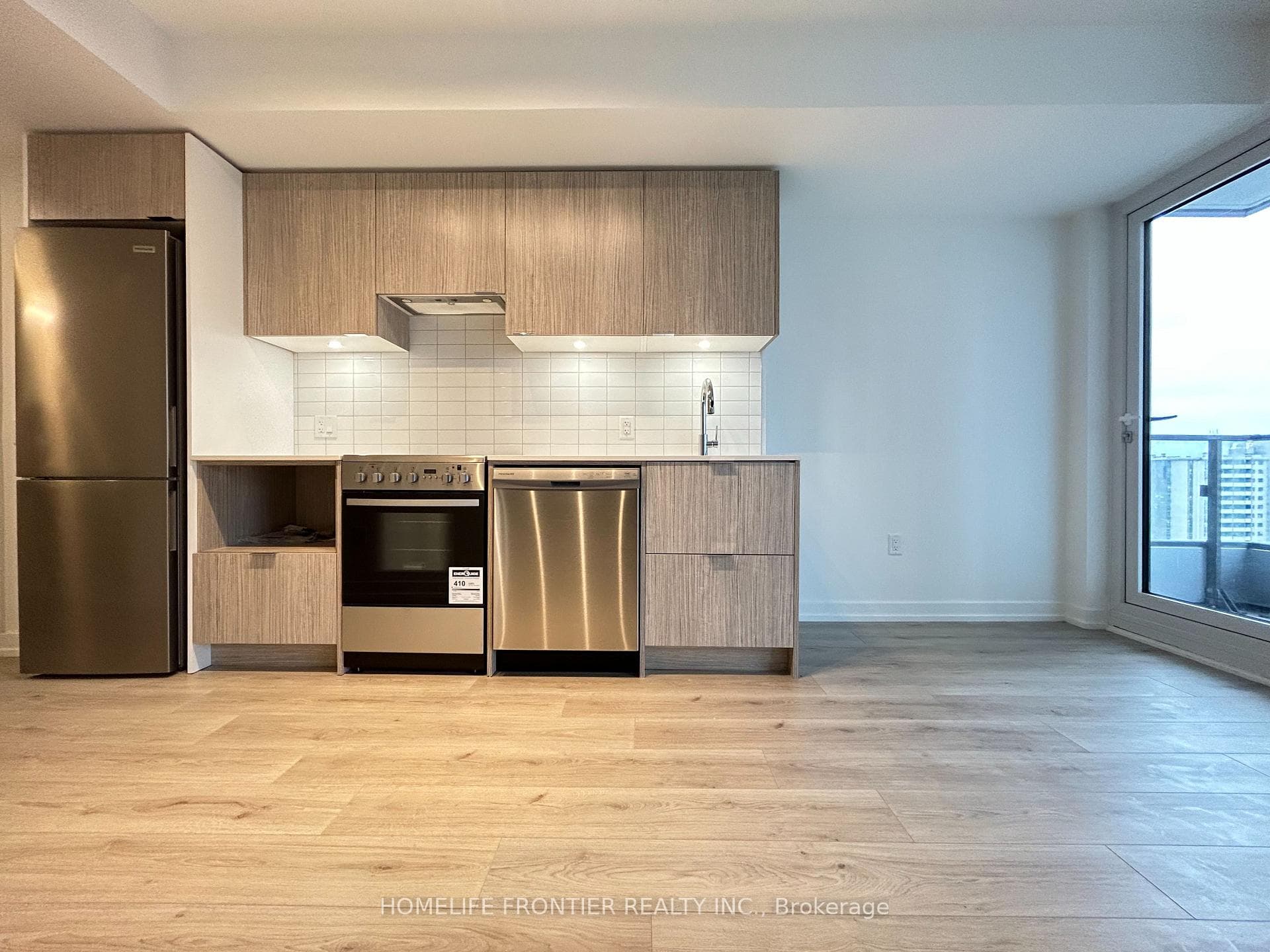 395 Bloor Street Unit 1812 photo 10
