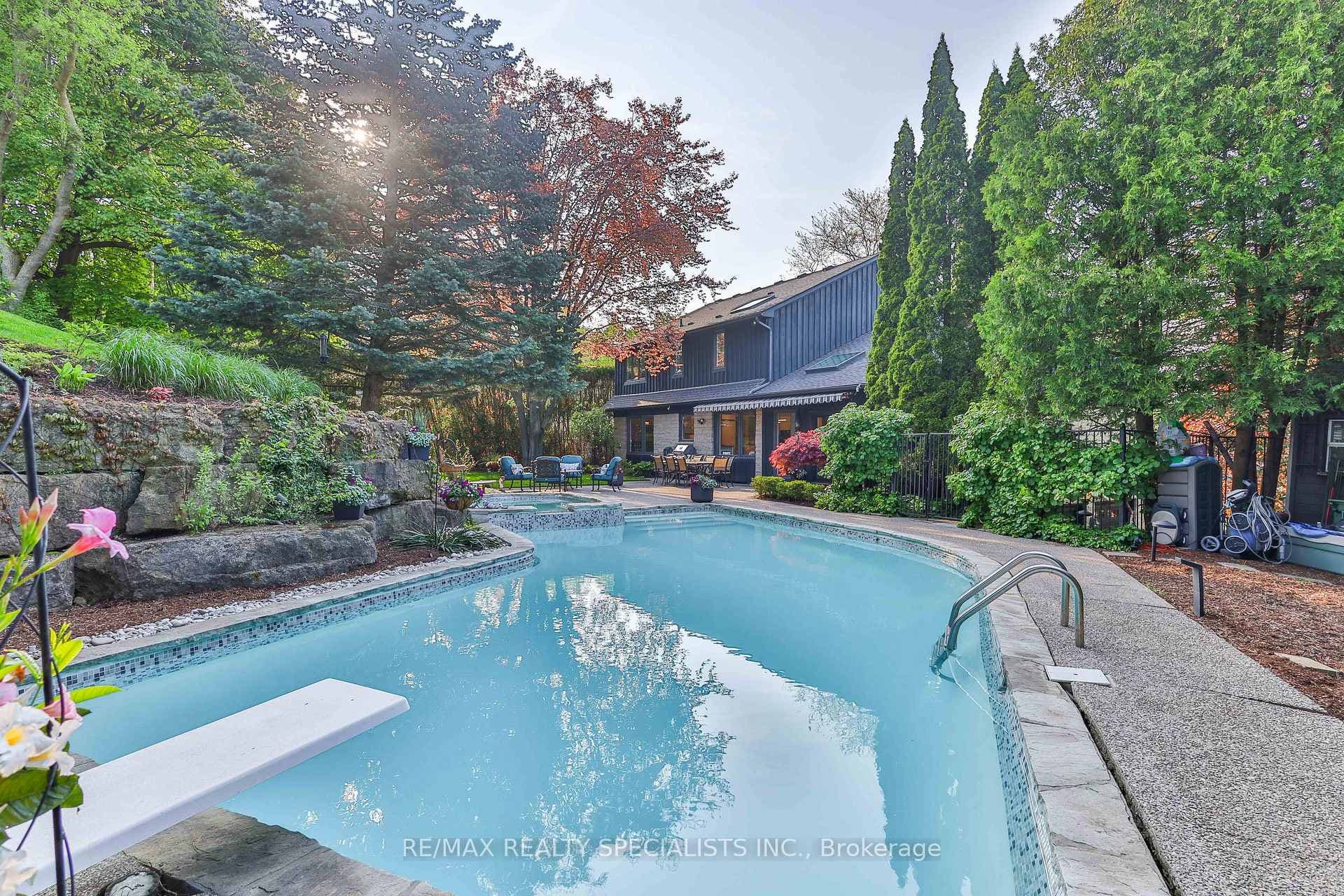 150 Uphill Court photo 35