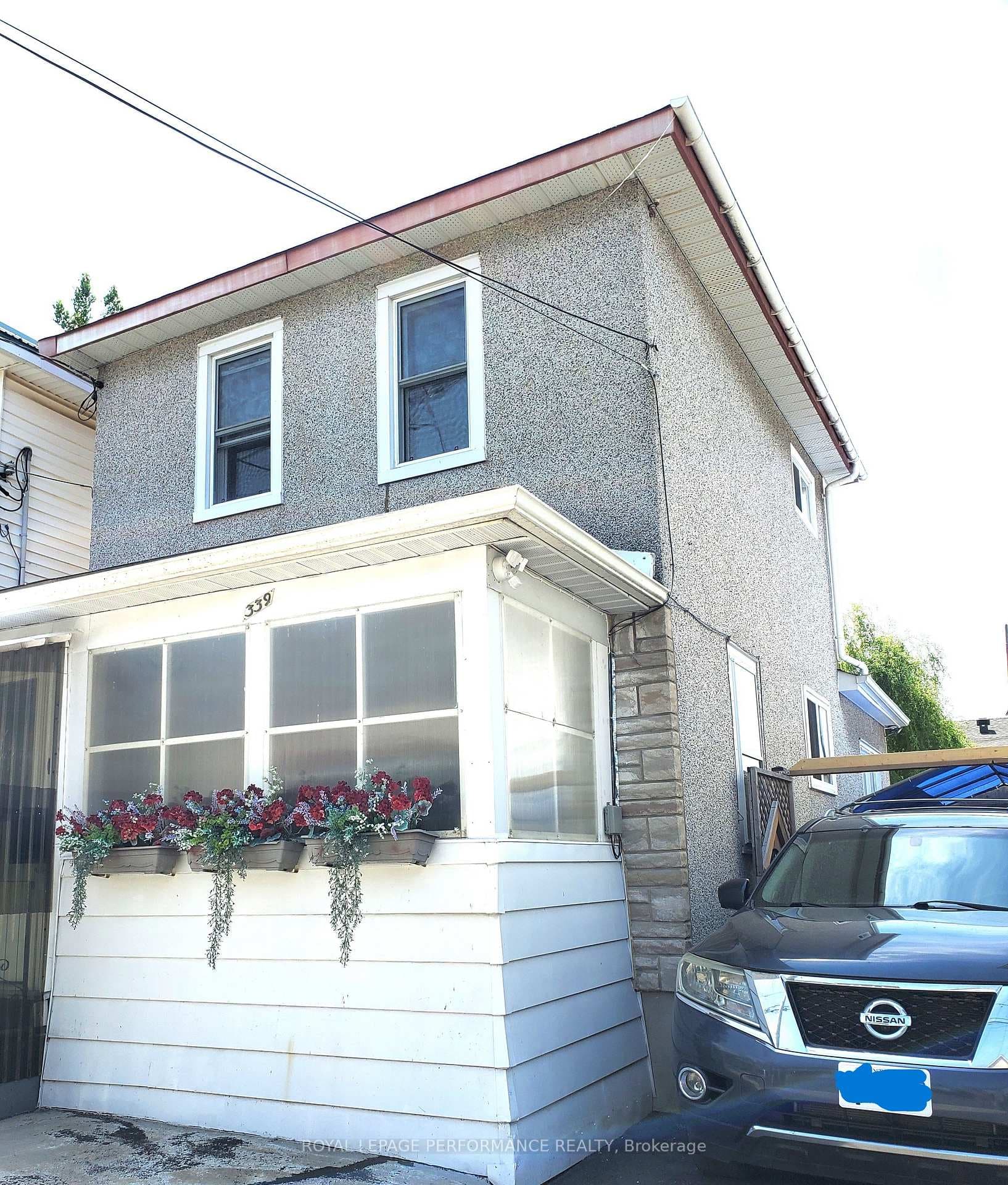 339 Louisa Street photo 1