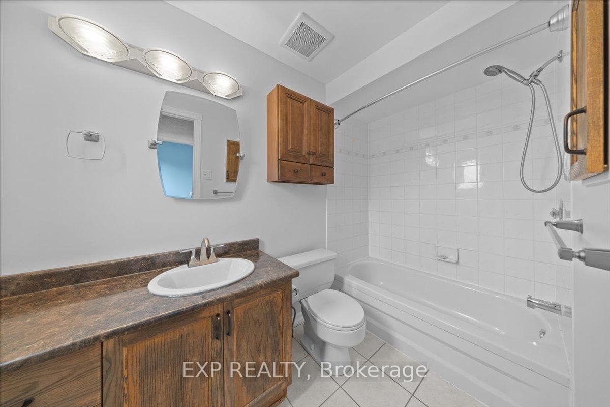 851 Beauregard Crescent photo 29