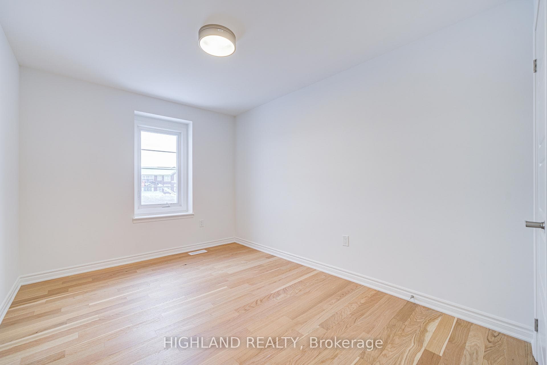 1291 Courtleigh Trail Unit 4 photo 28