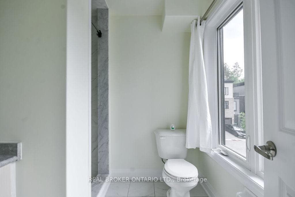199 Ardagh Road Unit 18 photo 36