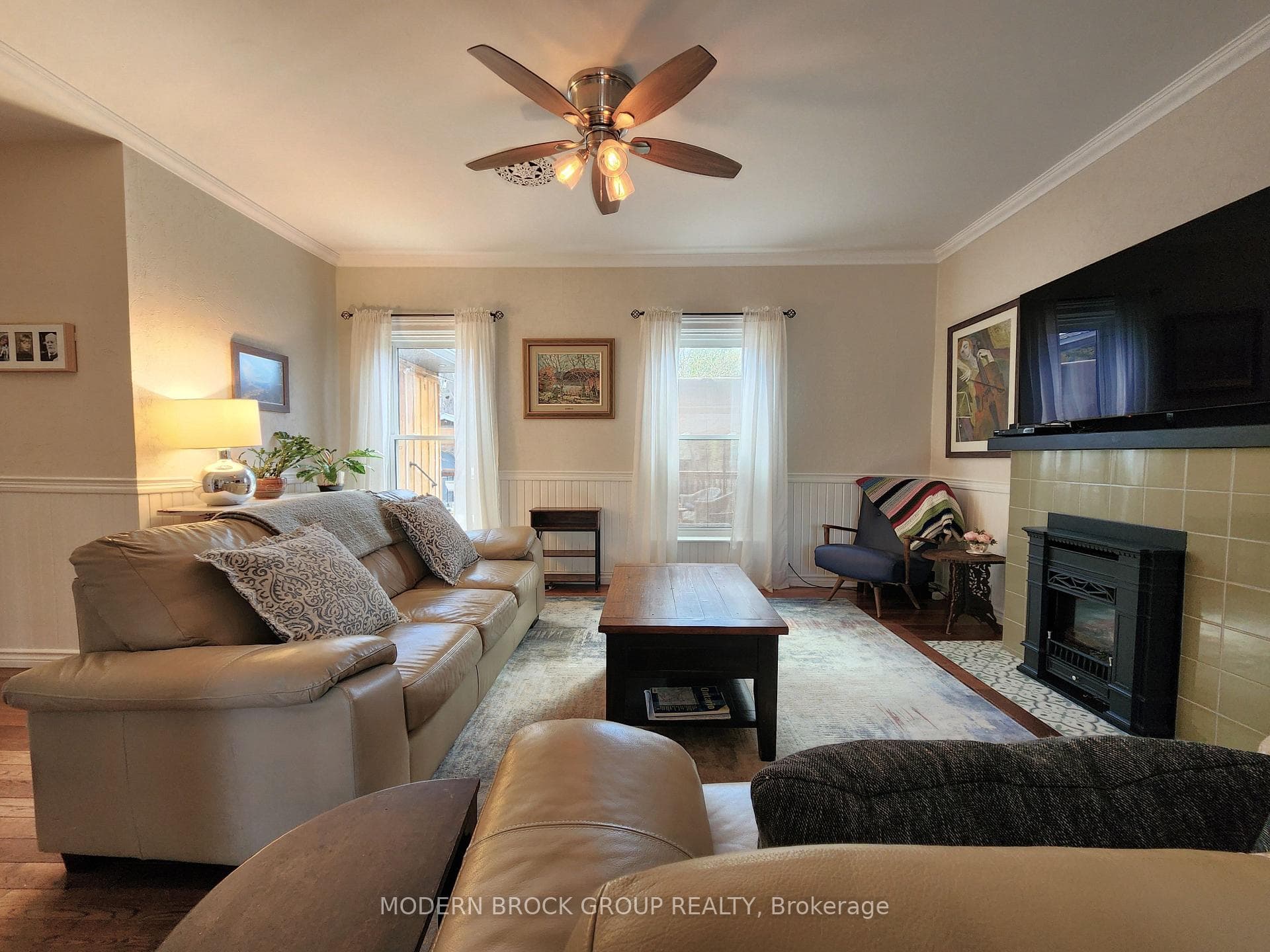 287 Brock Street photo 8